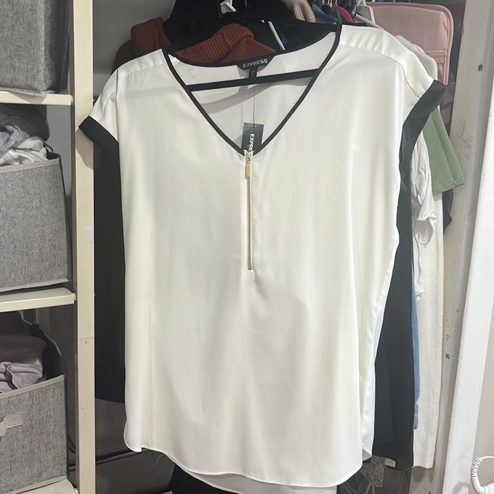 Express top - Picture 2 of 2